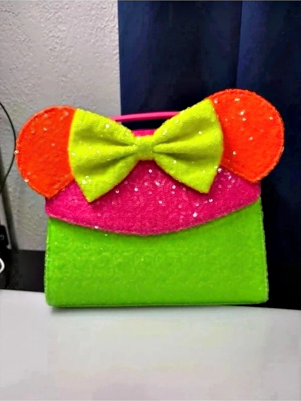 Disney Sequin Bow Wallet on Chain in Green & Pink Like New